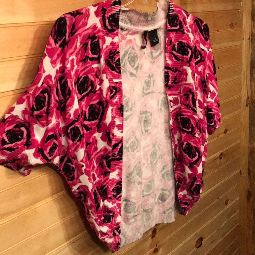 Rose pattern sweater